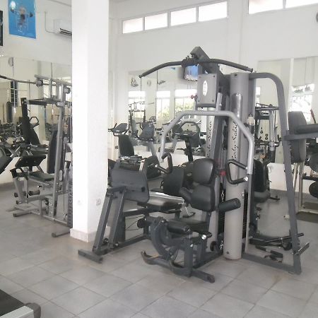 Hotel Vivi Palace Matadi Екстер'єр фото