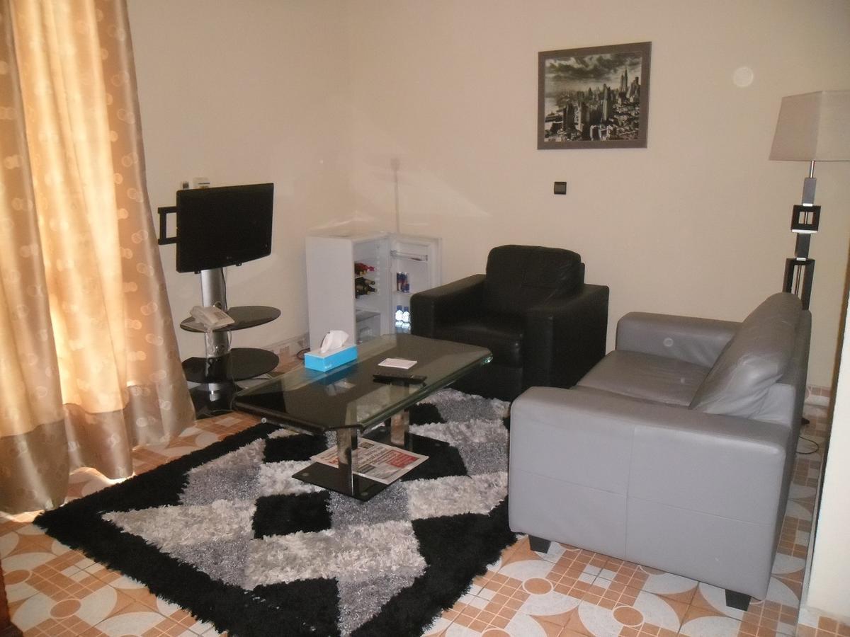Hotel Vivi Palace Matadi Екстер'єр фото