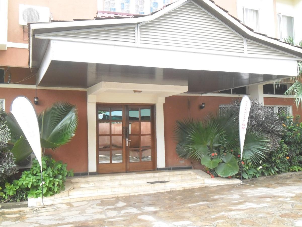 Hotel Vivi Palace Matadi Екстер'єр фото