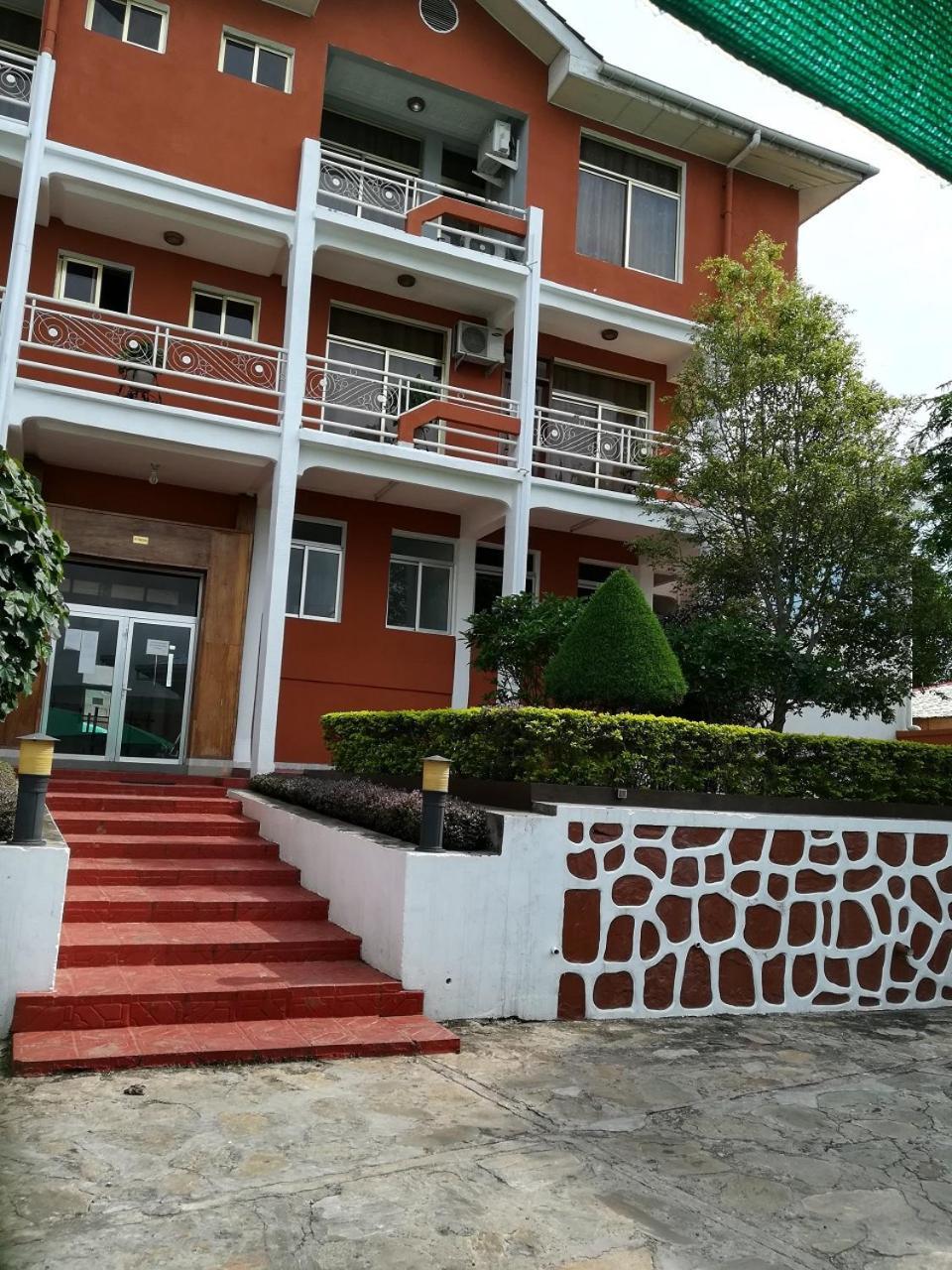 Hotel Vivi Palace Matadi Екстер'єр фото