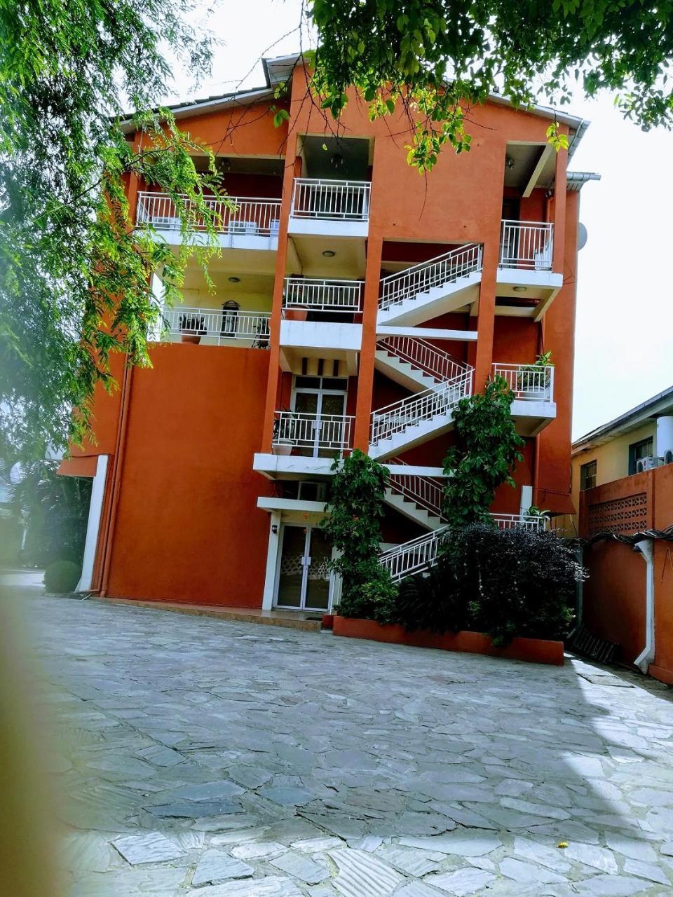 Hotel Vivi Palace Matadi Екстер'єр фото