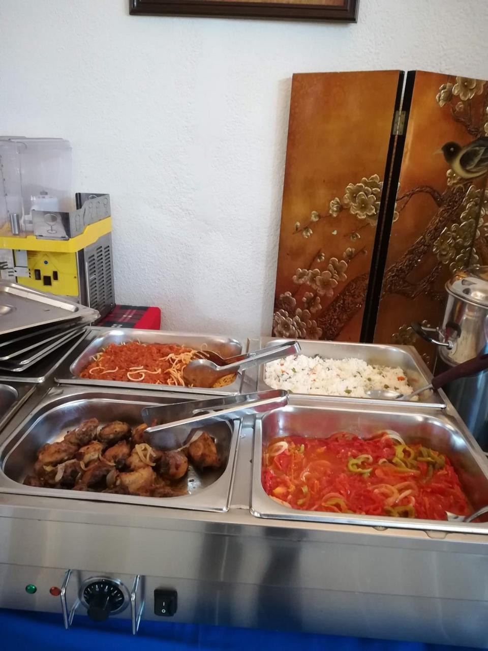 Hotel Vivi Palace Matadi Екстер'єр фото