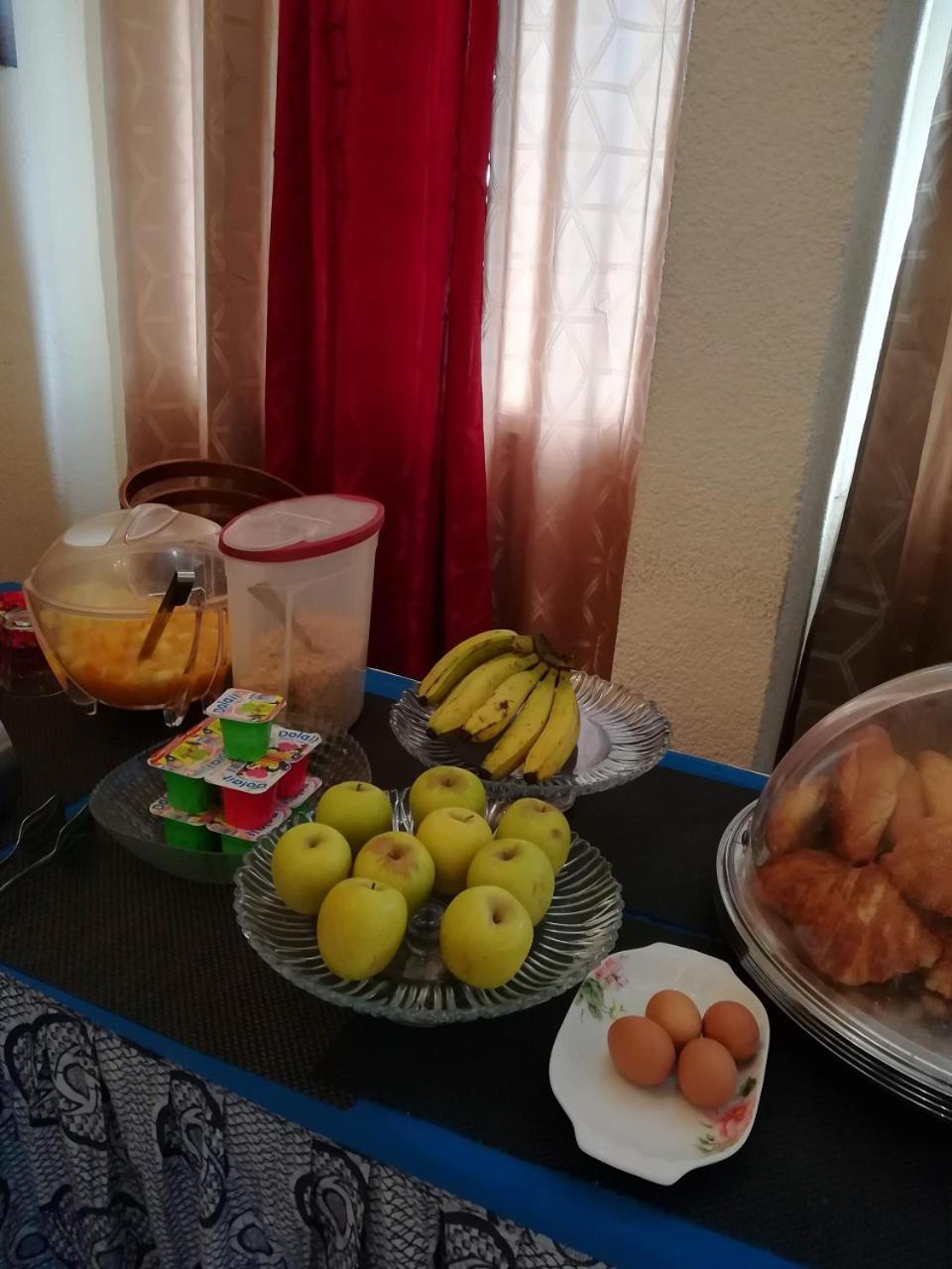 Hotel Vivi Palace Matadi Екстер'єр фото